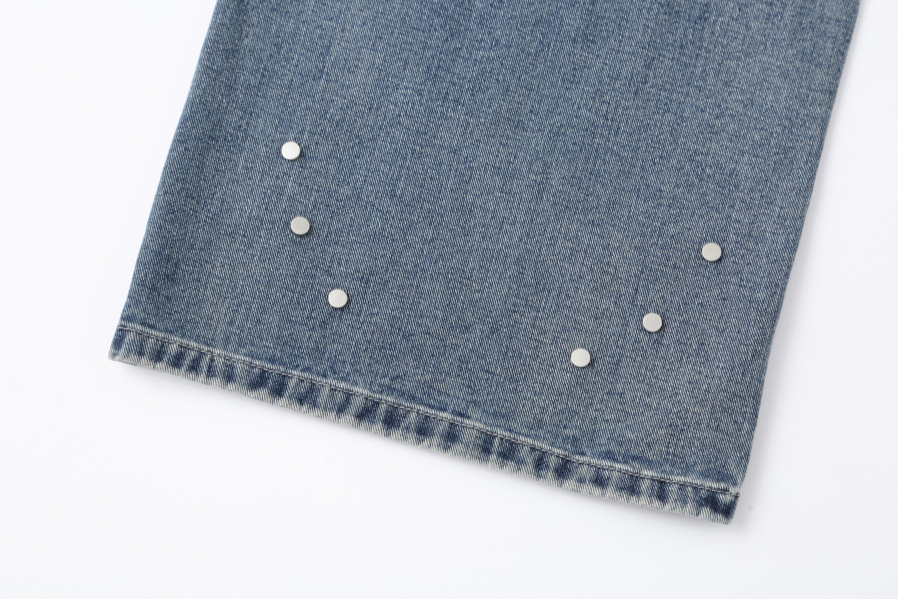 CLP Retro Washed Distressed Rivet Jeans