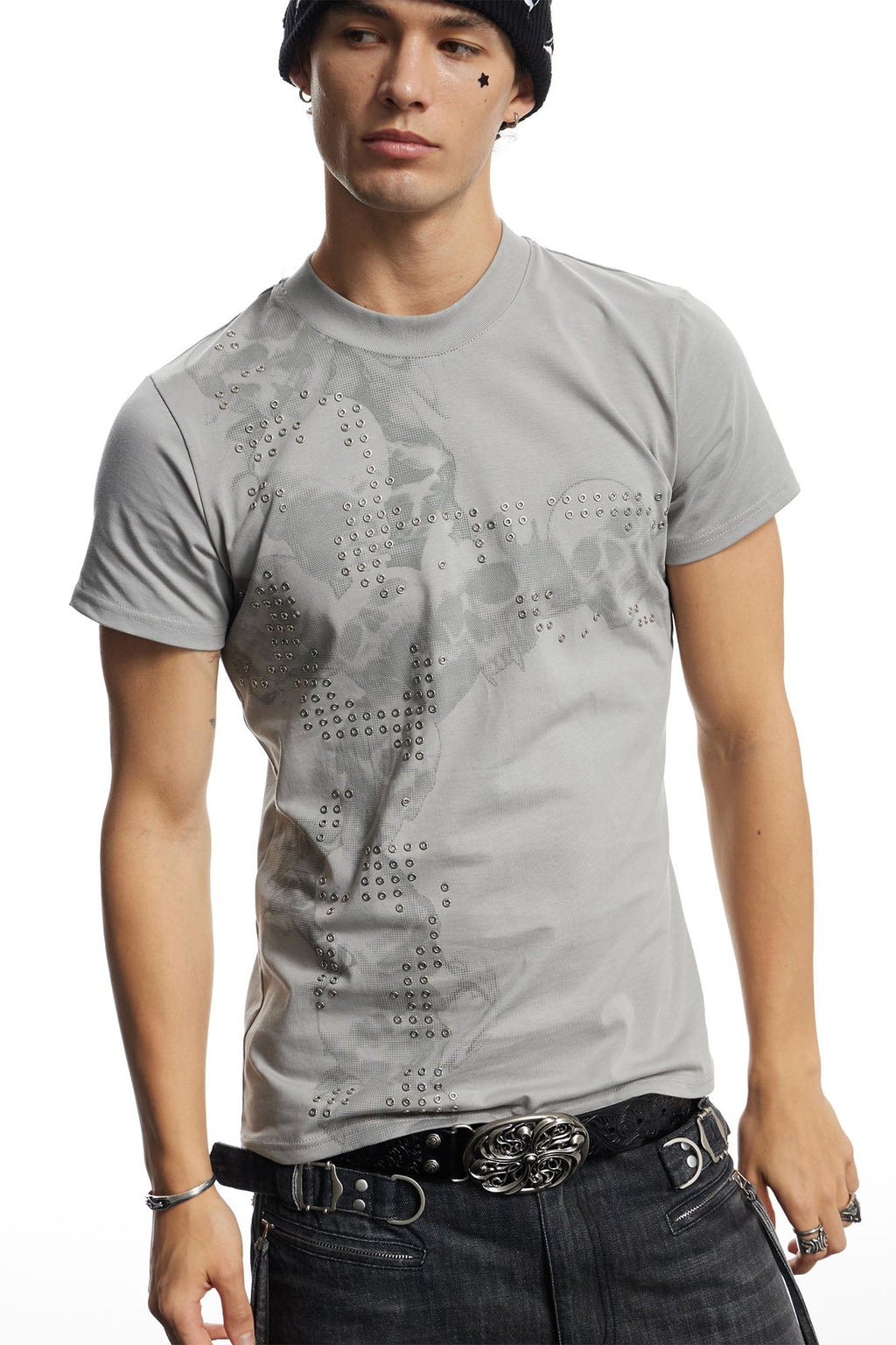 DND4DES Rivet Cross Graphic T-Shirt