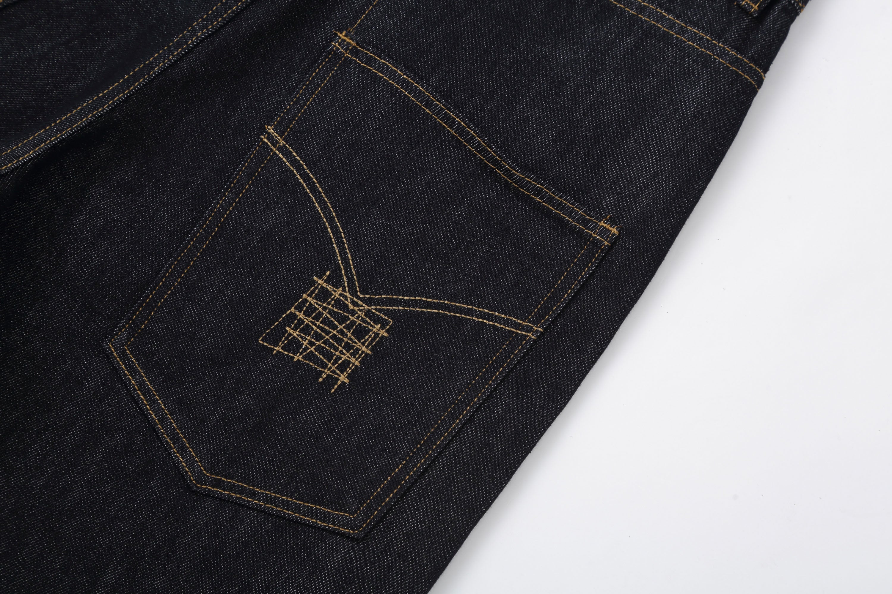 CLP Retro Contrast Stitch Straight-Leg Jorts