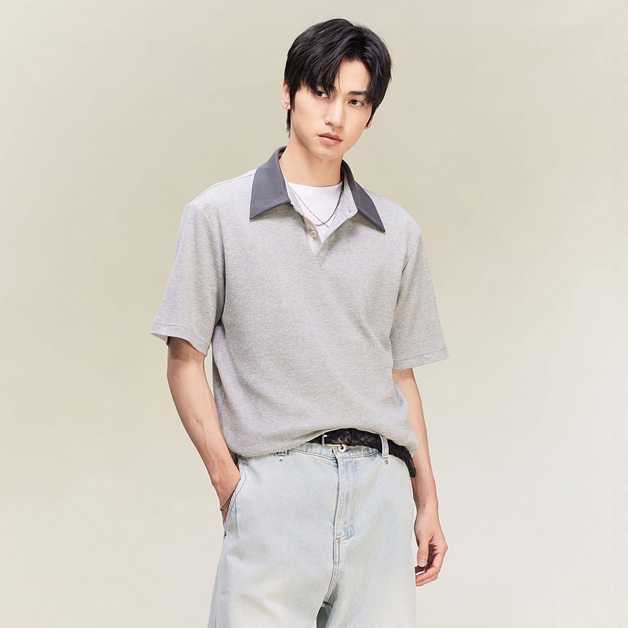 ALVNG AR ANTS Contrast Collar Waffle Knit Polo Shirt