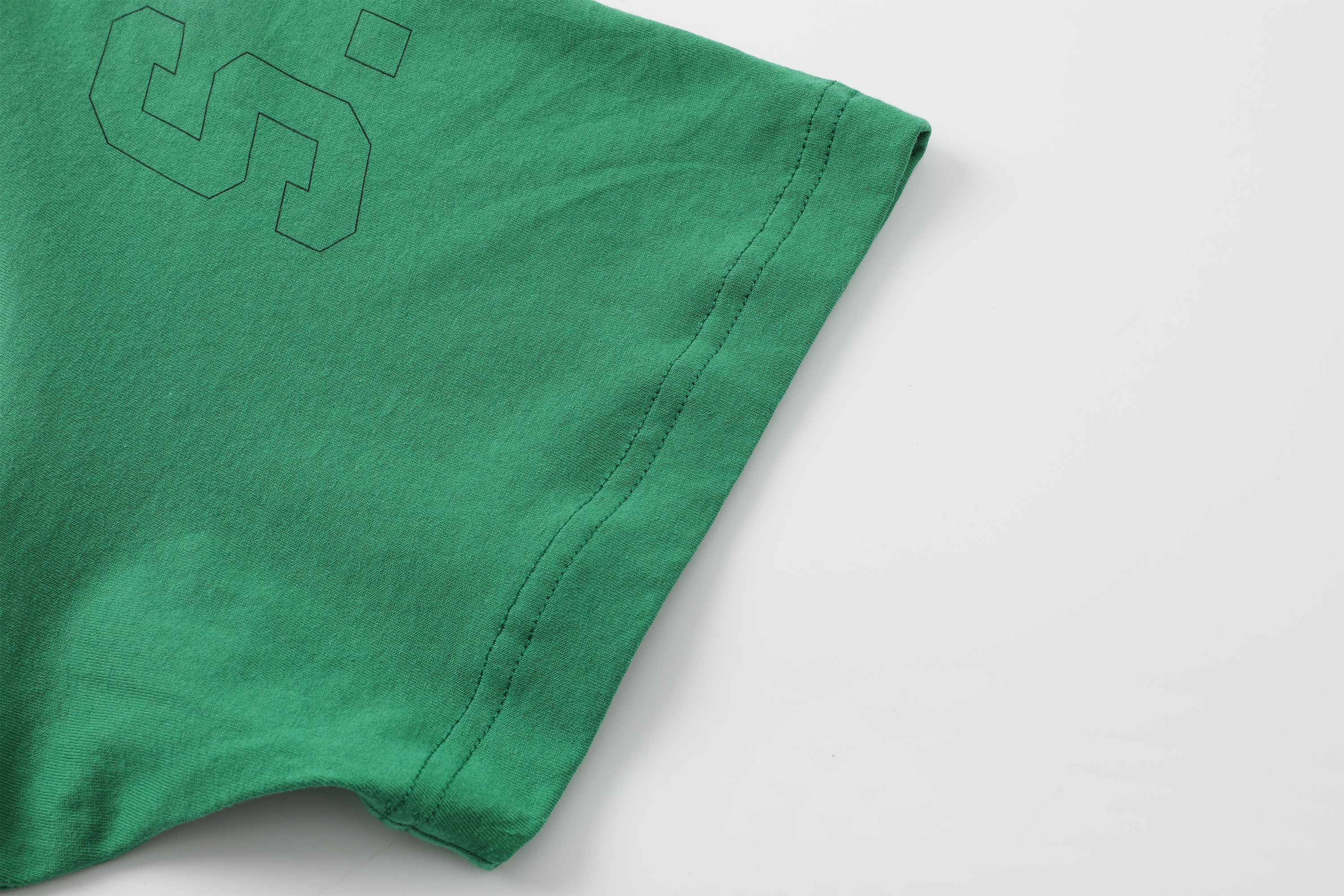 STEEPC Contrast Diamond Graphic T-Shirt