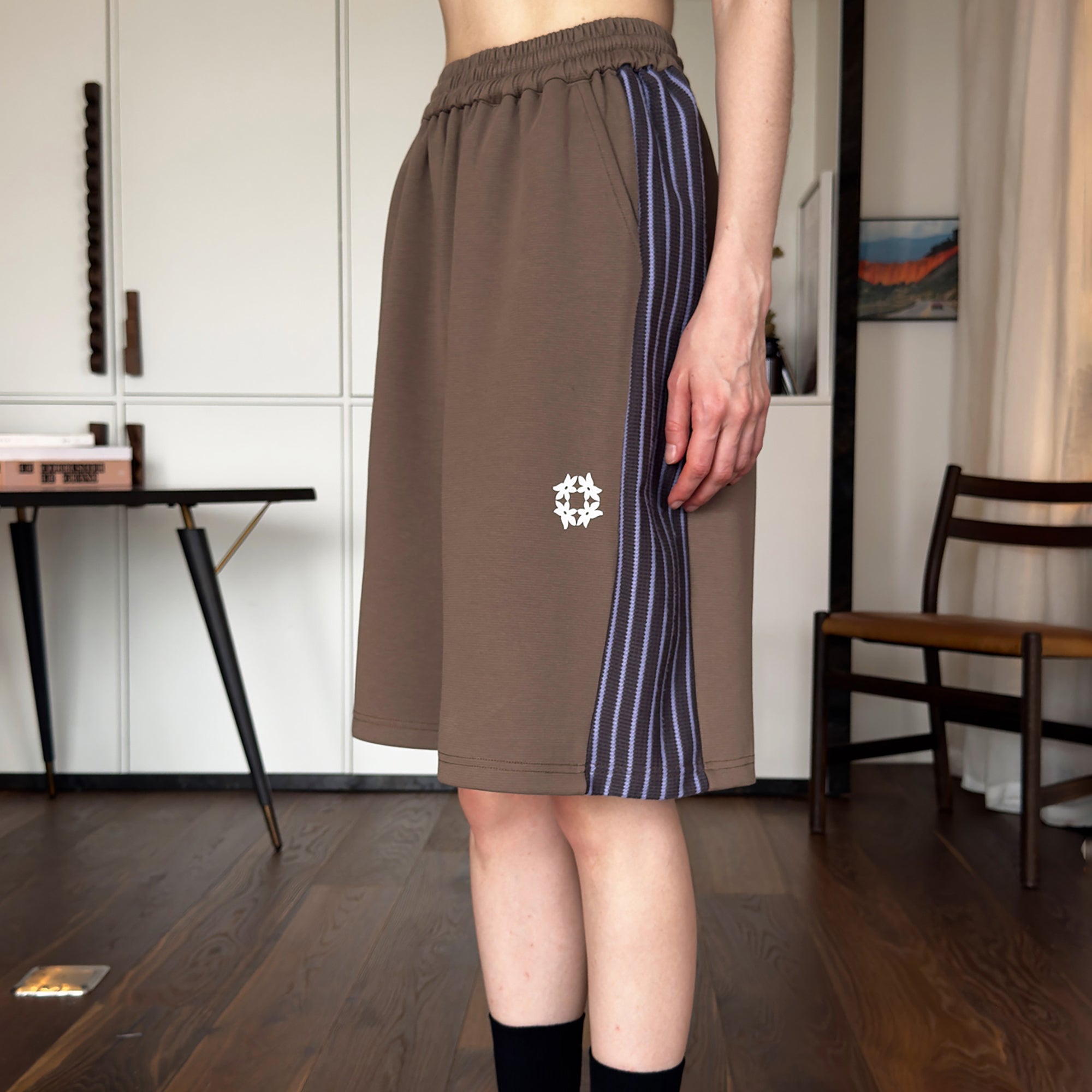 MIICHOUS Contrast Stripes Panel Shorts