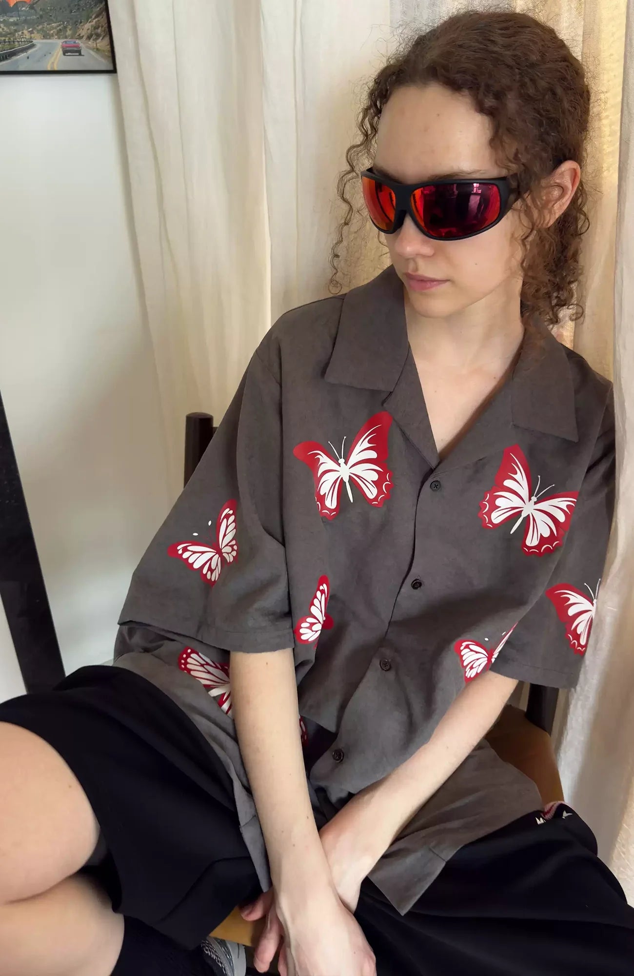 MIICHOUS Butterfly Graphic Half Shirt