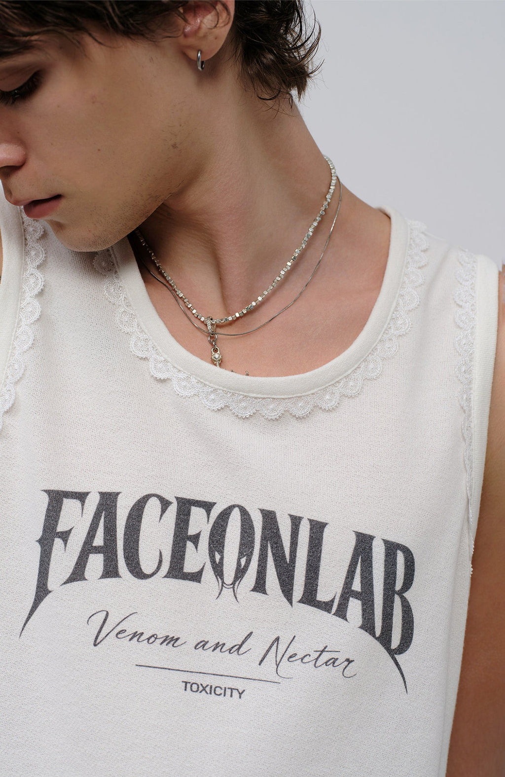 FACEONLAB Lace Trim Gothic Letters Sleeveless Tank