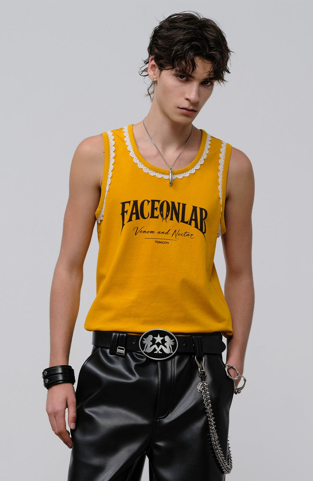 FACEONLAB Lace Trim Gothic Letters Sleeveless Tank