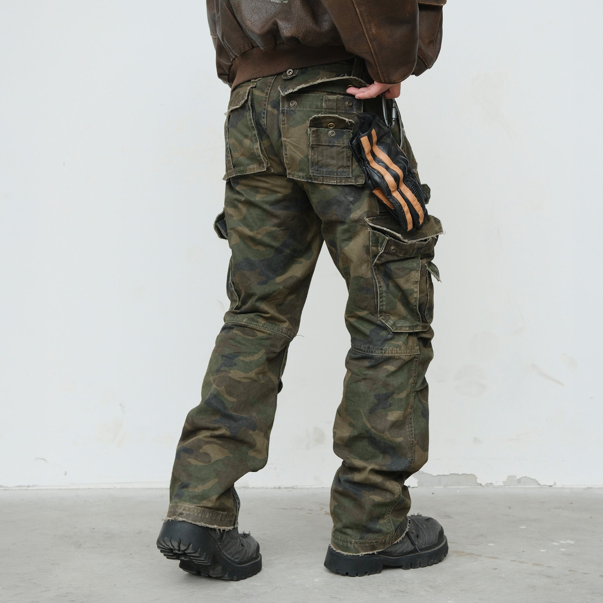 NEIGBORL Retro Multi-Pocket Camo Cargo Pants