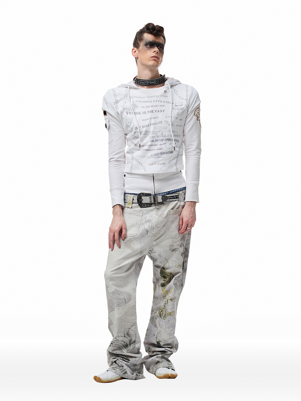 CYCYCY Floral Lace Full-Print Flared Jeans