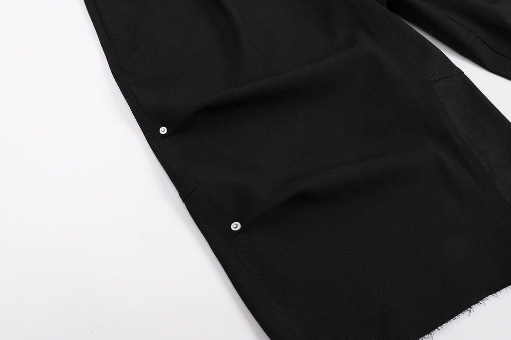 FACEONLAB Retro Pleated Raw-Edge Shorts
