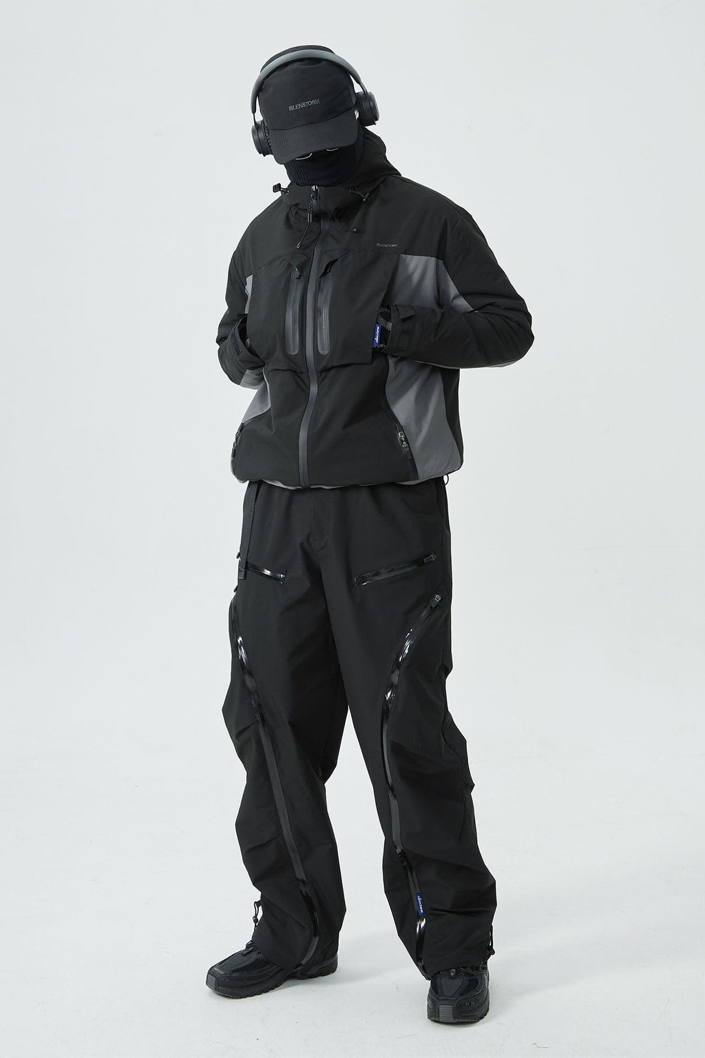 SILENSTORM Arc-Zip Crinkled Water-Repellent Utility Pants