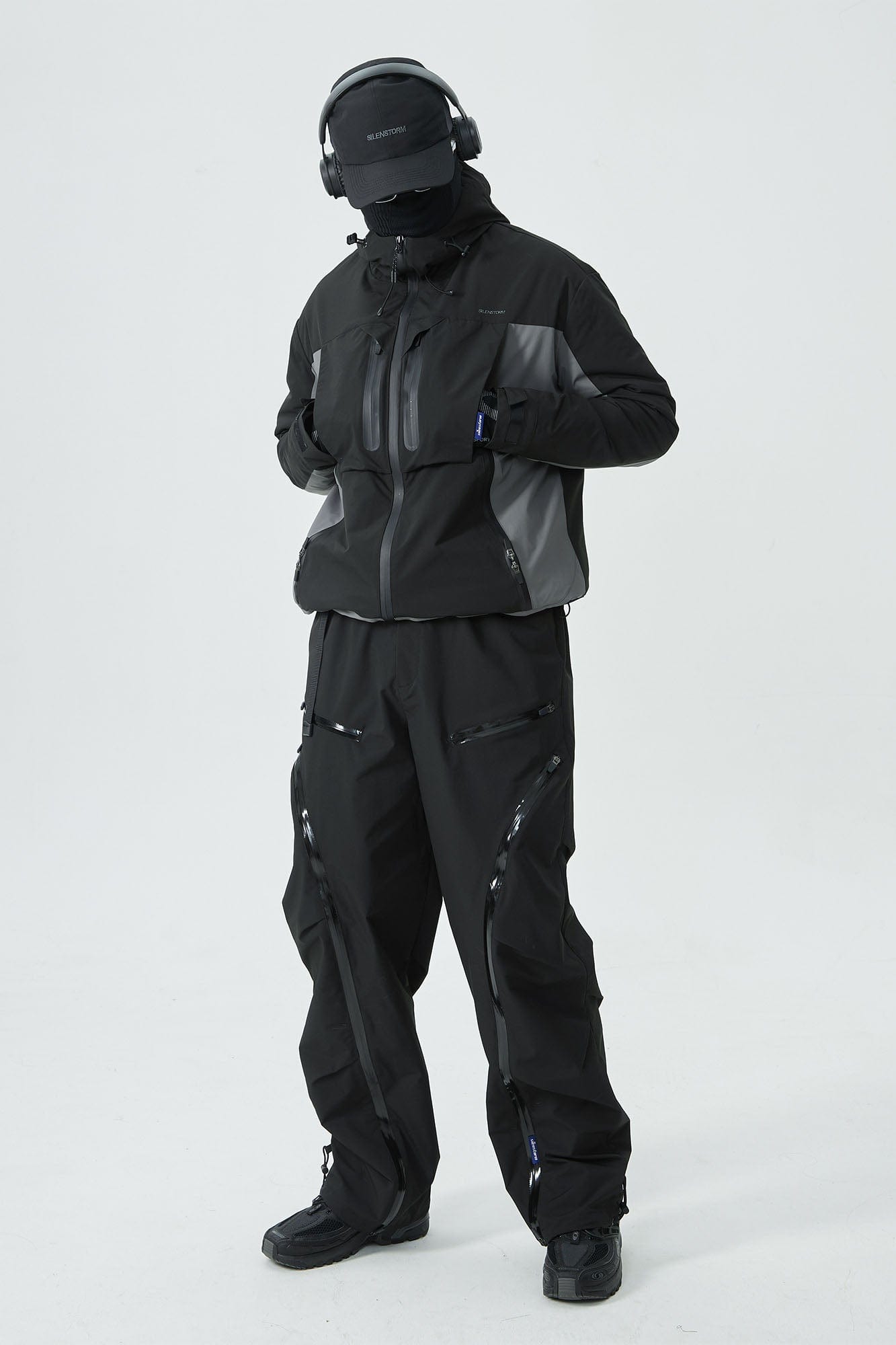 SILENSTORM Arc-Zip Crinkled Water-Repellent Utility Pants