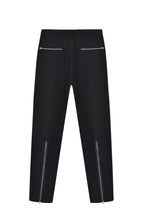 VENTUREK Distressed Zippered-Hem Slogan Slim Pants