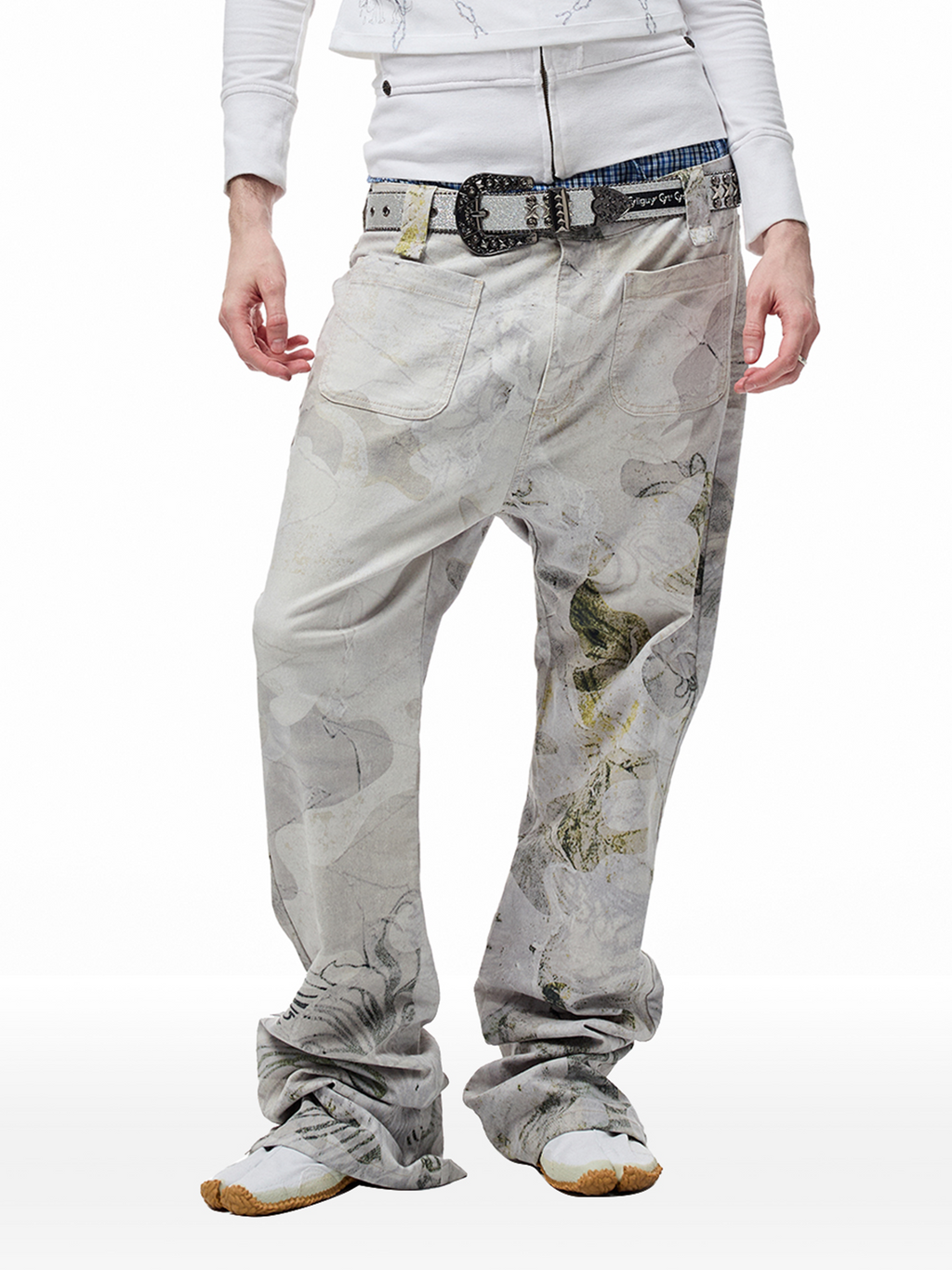 CYCYCY Floral Lace Full-Print Flared Jeans