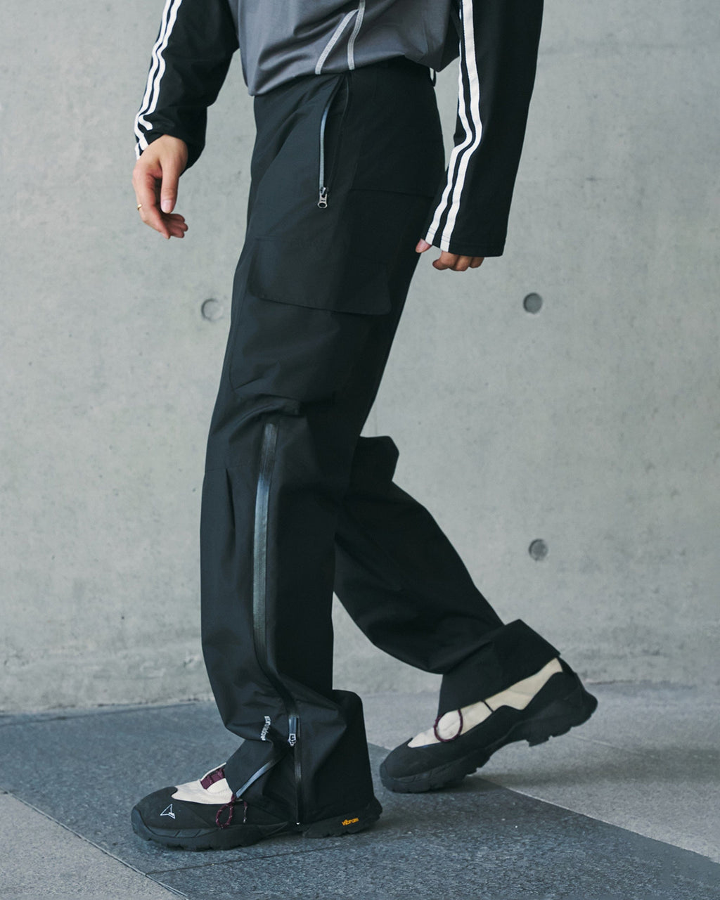 ENSHADOWER Waterproof Pleated Spliced Multi-pocket Pants