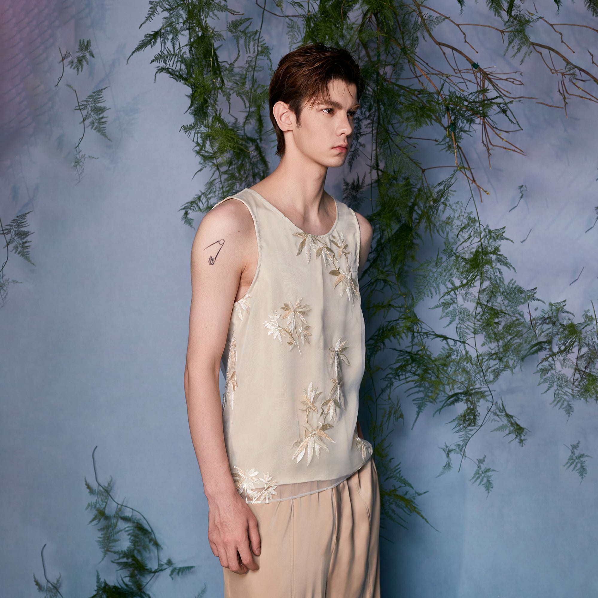 JIECHI Bamboo Embroidered Tank Top