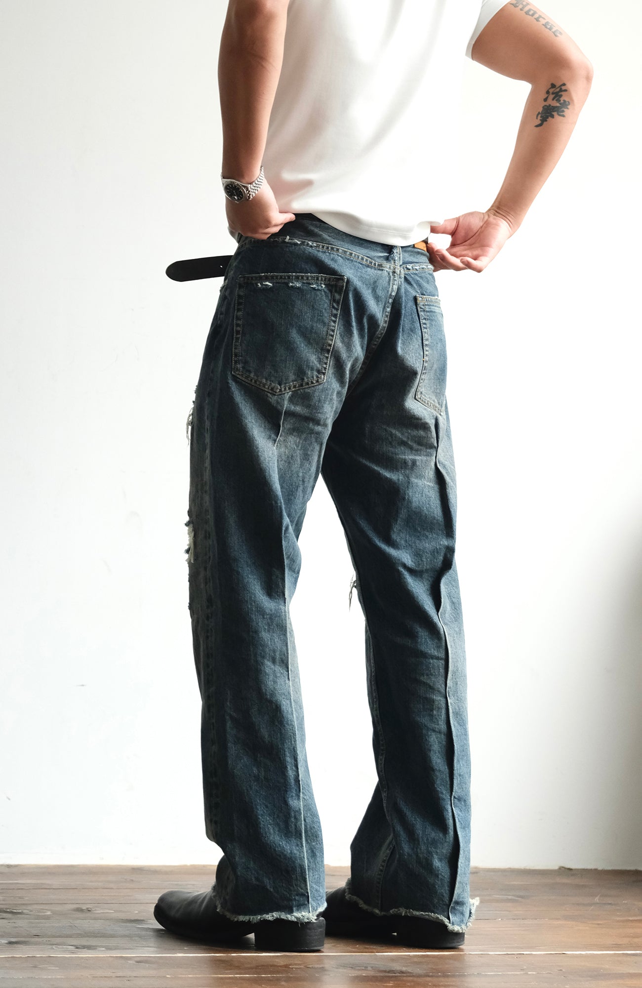 NEIGBORL Distressed Straight-Leg Denim Pants