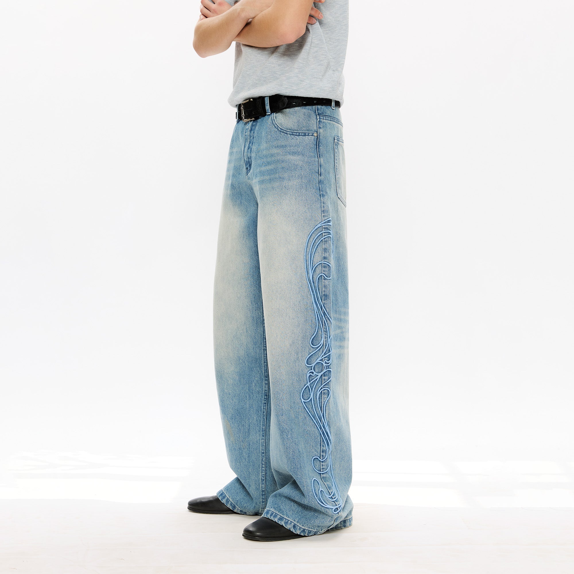 KREATE Totem Embroidered Jeans