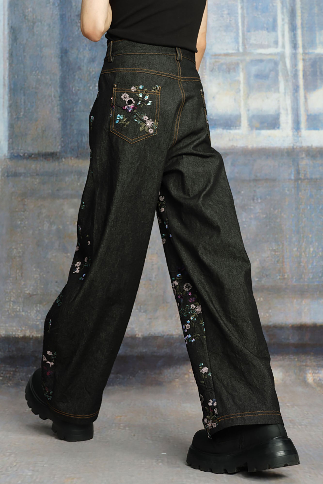 TUIMU Beaded Floral Embroidered Wide-Leg Denim Trousers