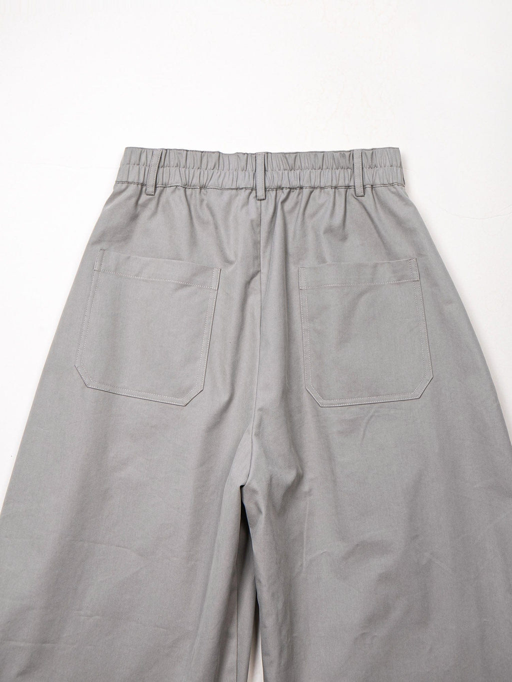 LEONSENSE Pleated Tencel Oversized Curved Pants