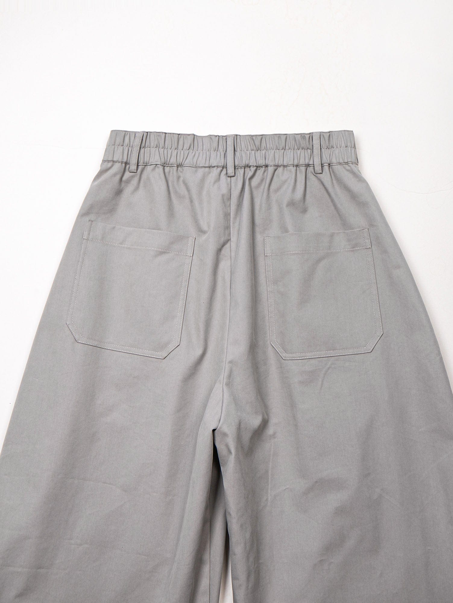 LEONSENSE Pleated Tencel Oversized Curved Pants