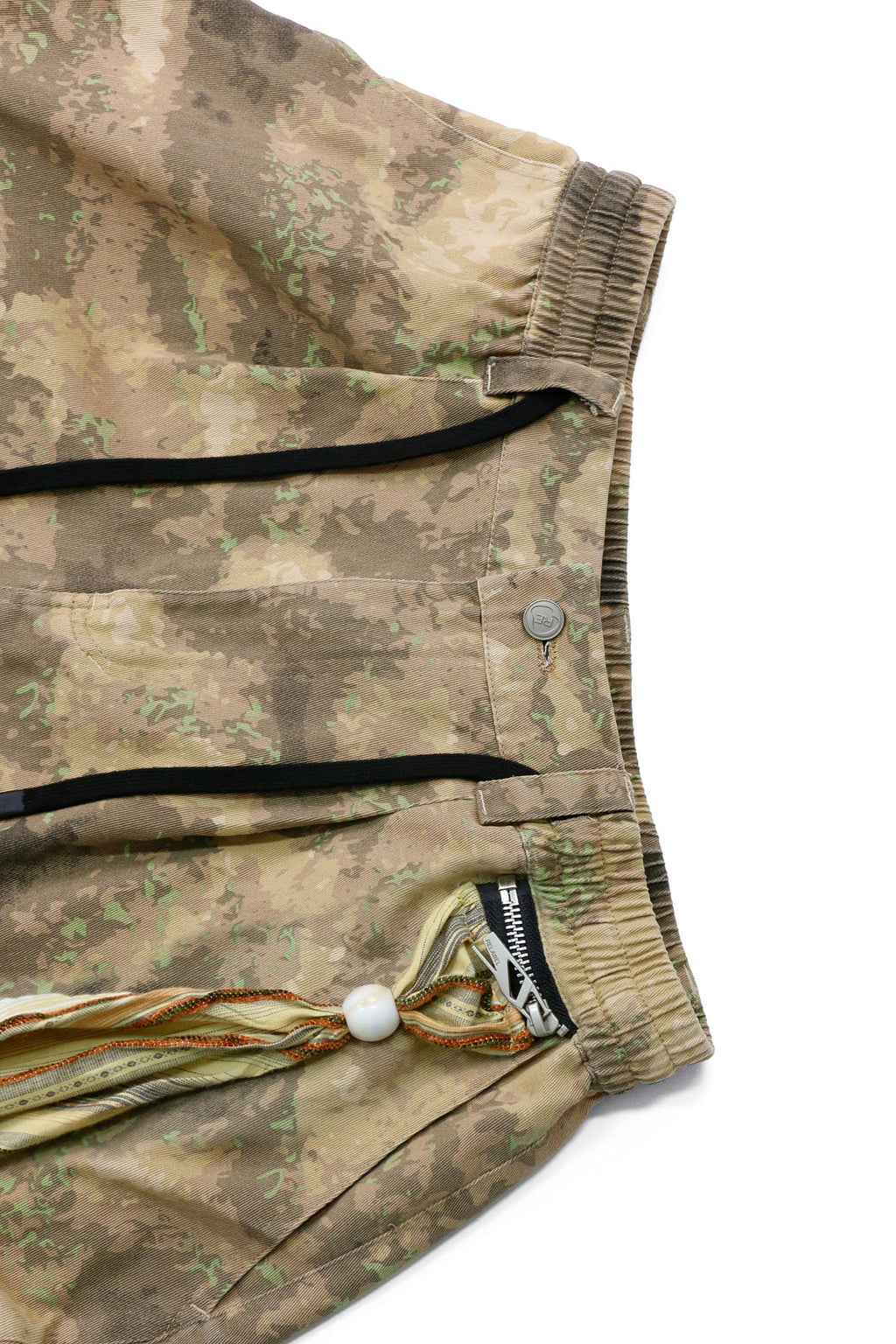 RELABEL Detachable Scarf Camo Leopard Panel Oversized Shorts