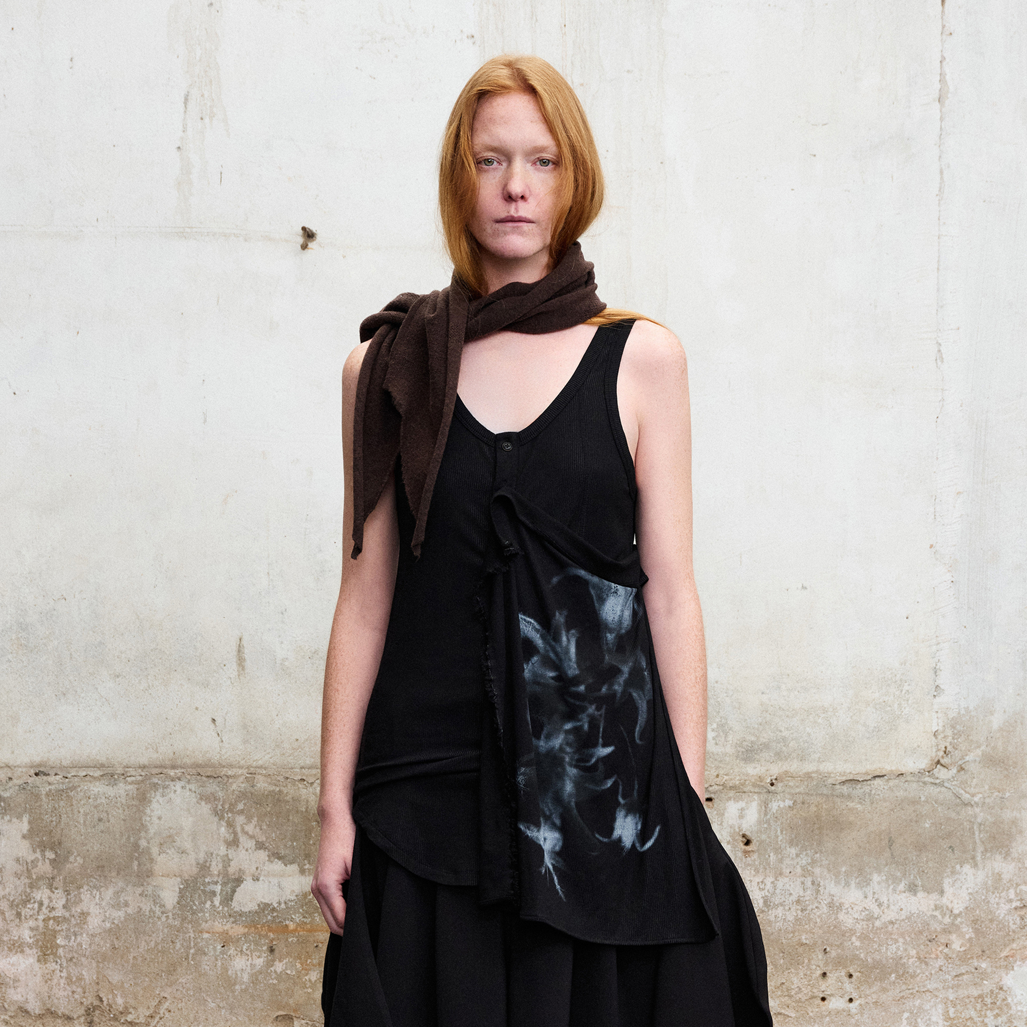 ILNya Nieternite Nifutur Deconstructed Graphic Knit Tank Top Black
