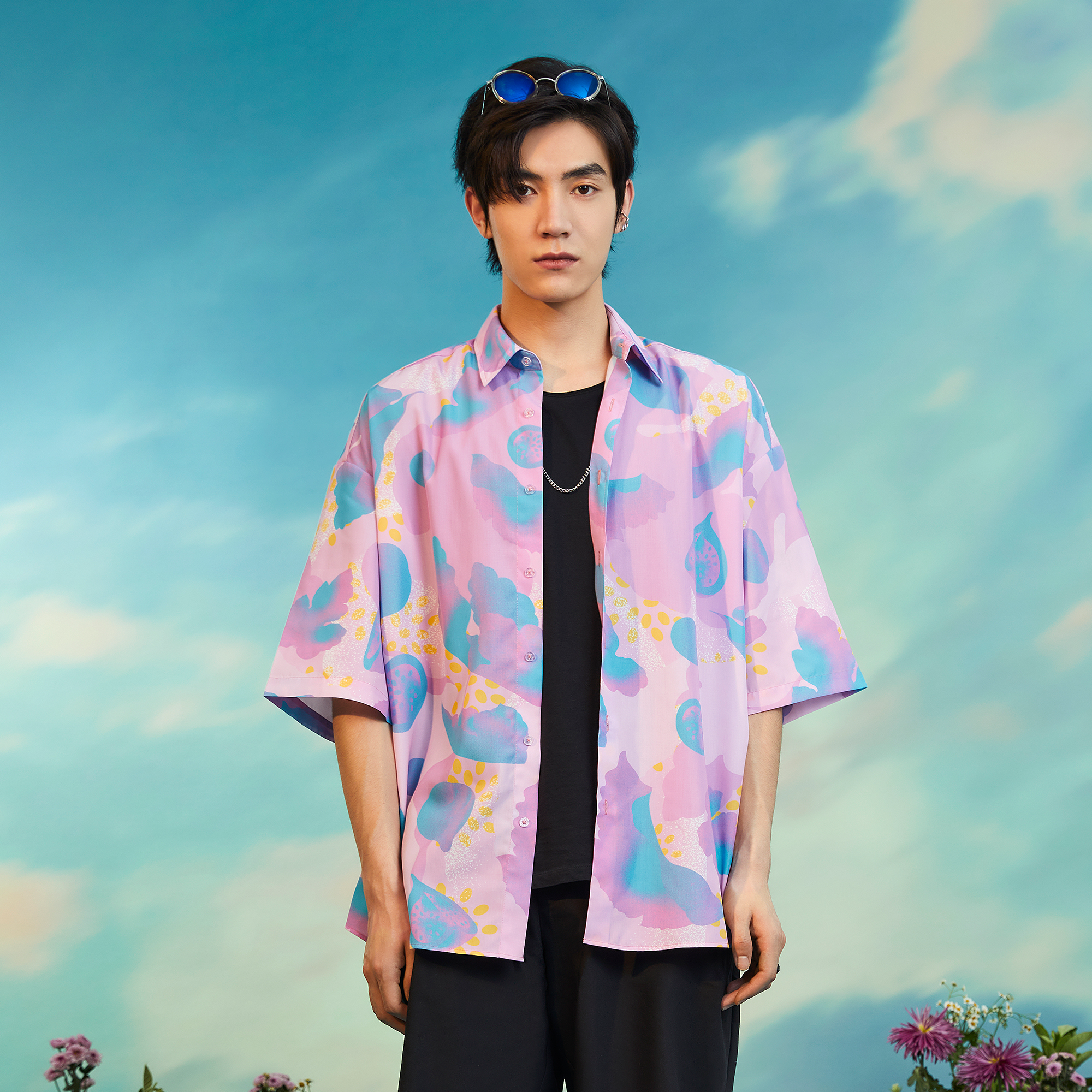 MASH UP ASIA Fig Graphic Half Shirt
