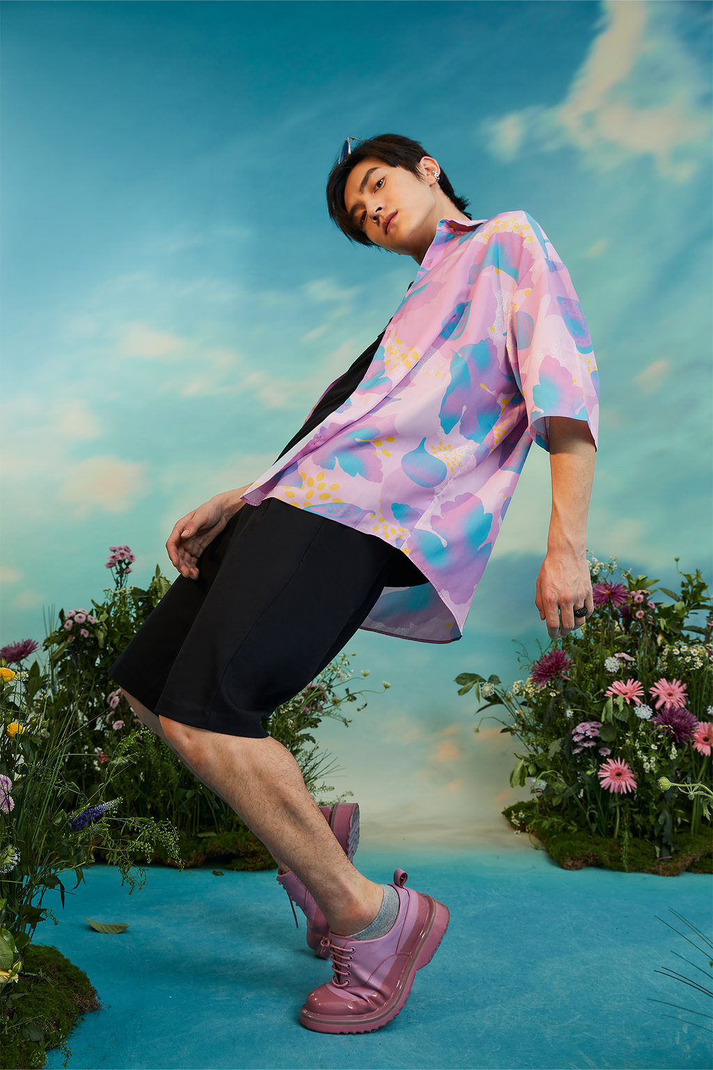 MASH UP ASIA Fig Graphic Half Shirt