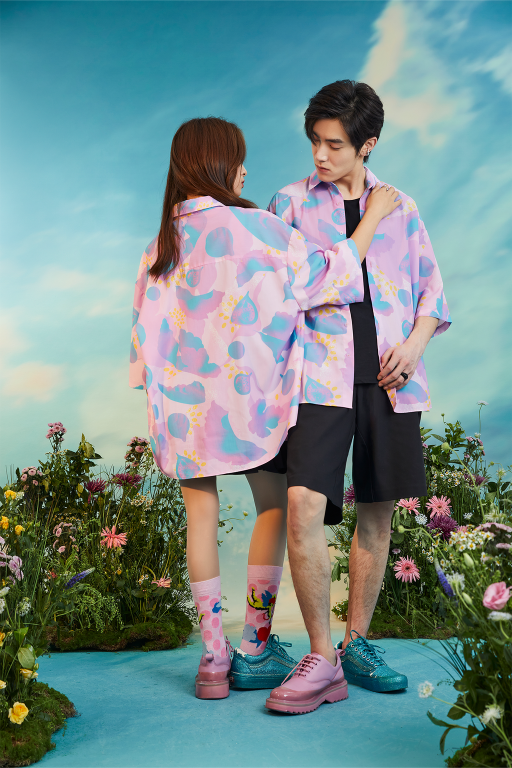 MASH UP ASIA Fig Graphic Half Shirt
