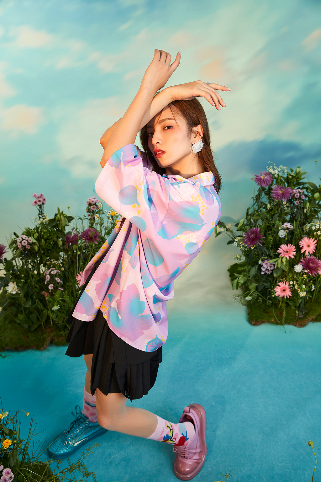 MASH UP ASIA Fig Graphic Half Shirt