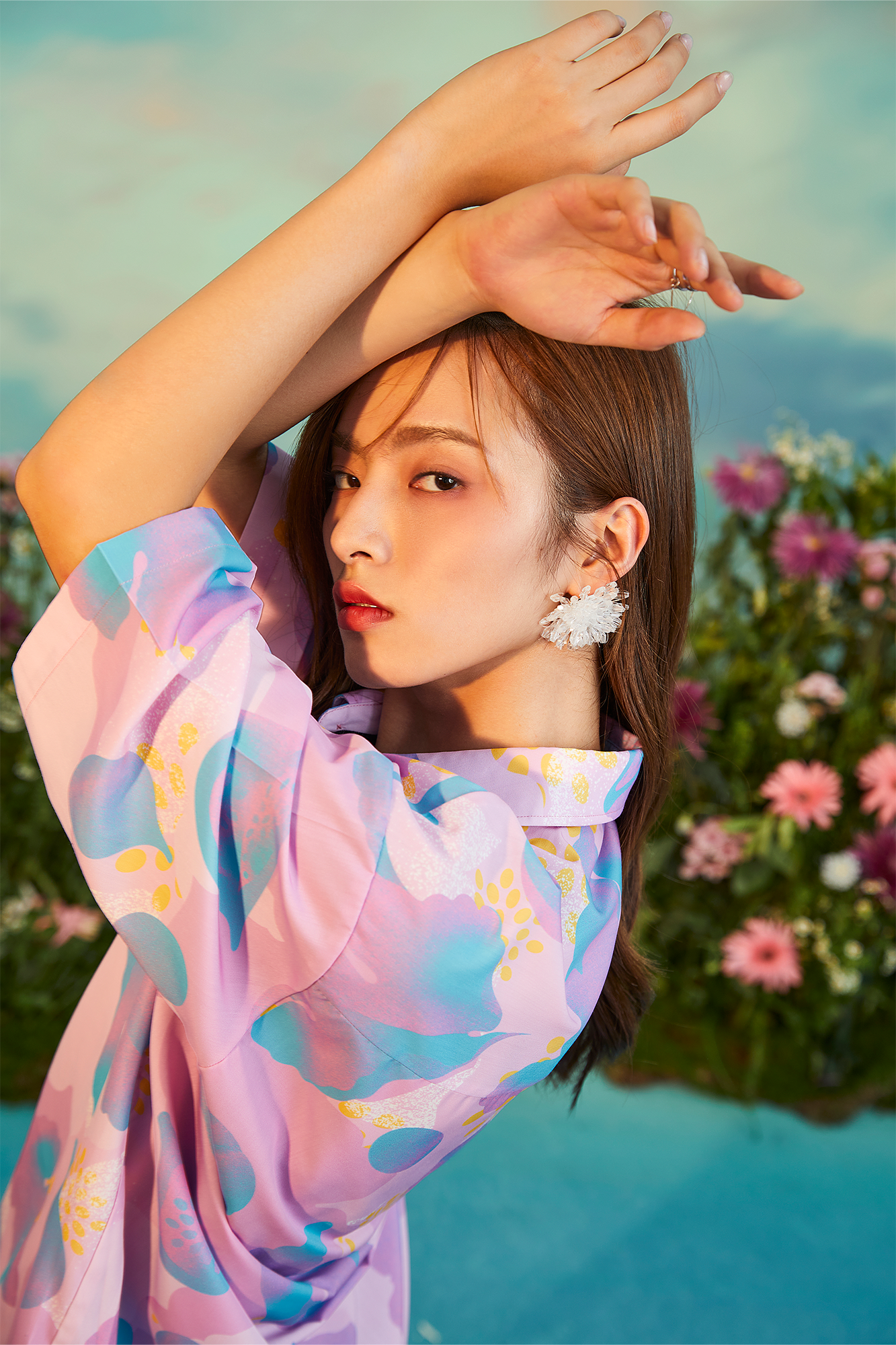 MASH UP ASIA Fig Graphic Half Shirt