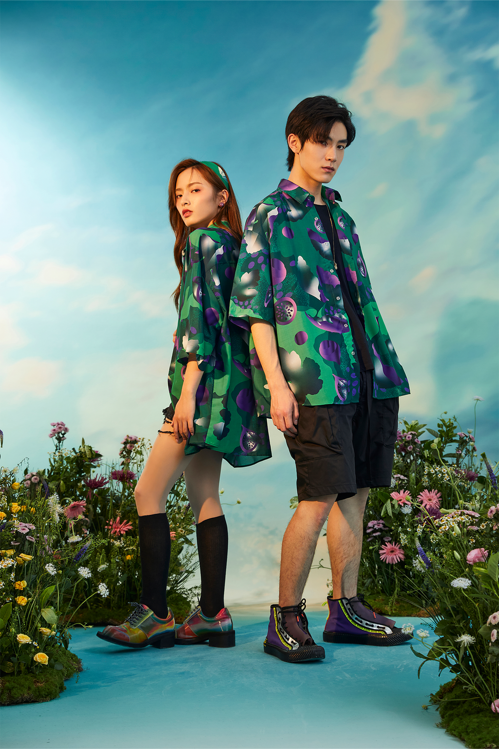 MASH UP ASIA Fig Graphic Half Shirt