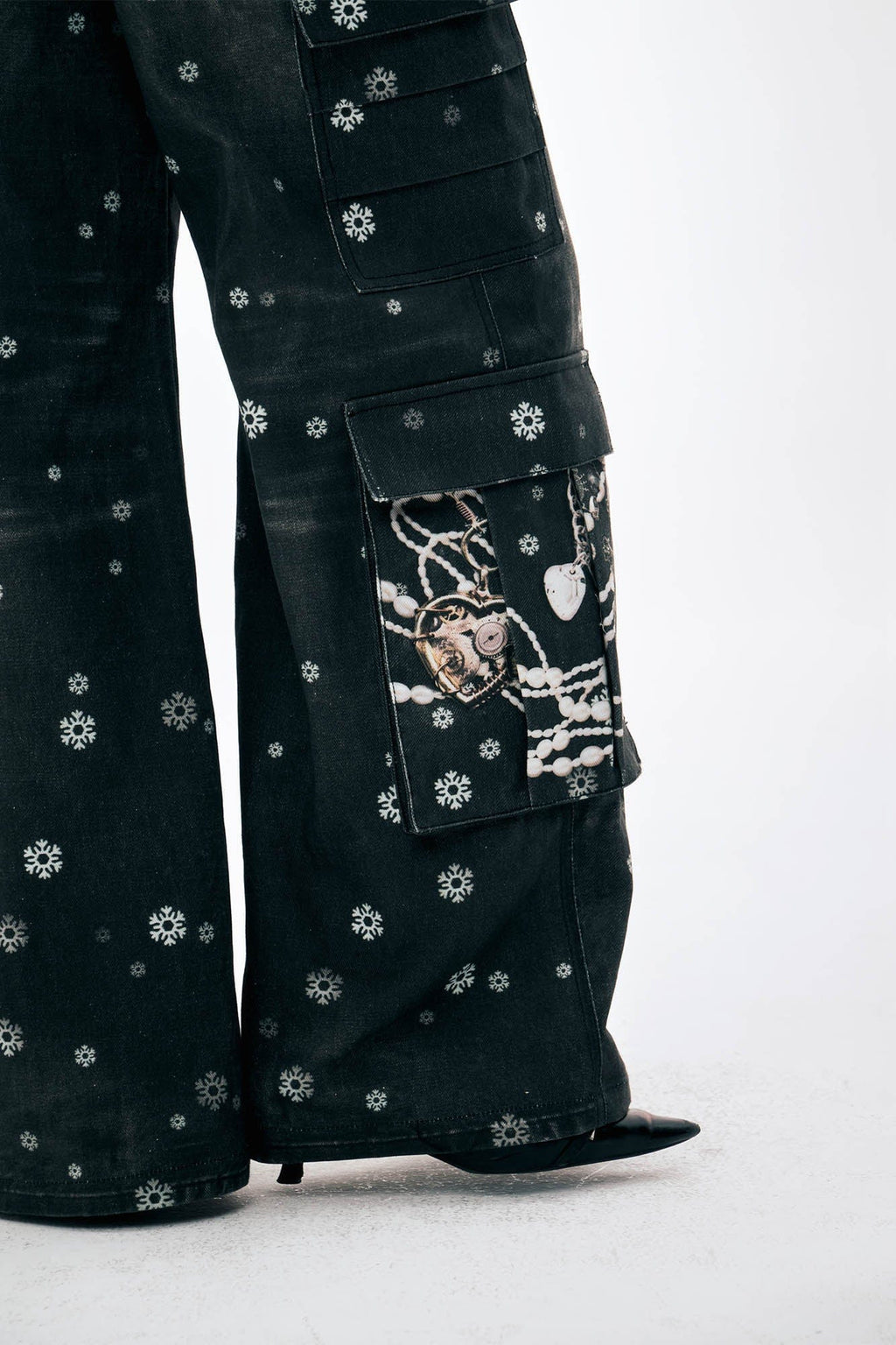 DND4DES×Faychui Snowflake Full-Print Spliced Multi-Pocket Jeans