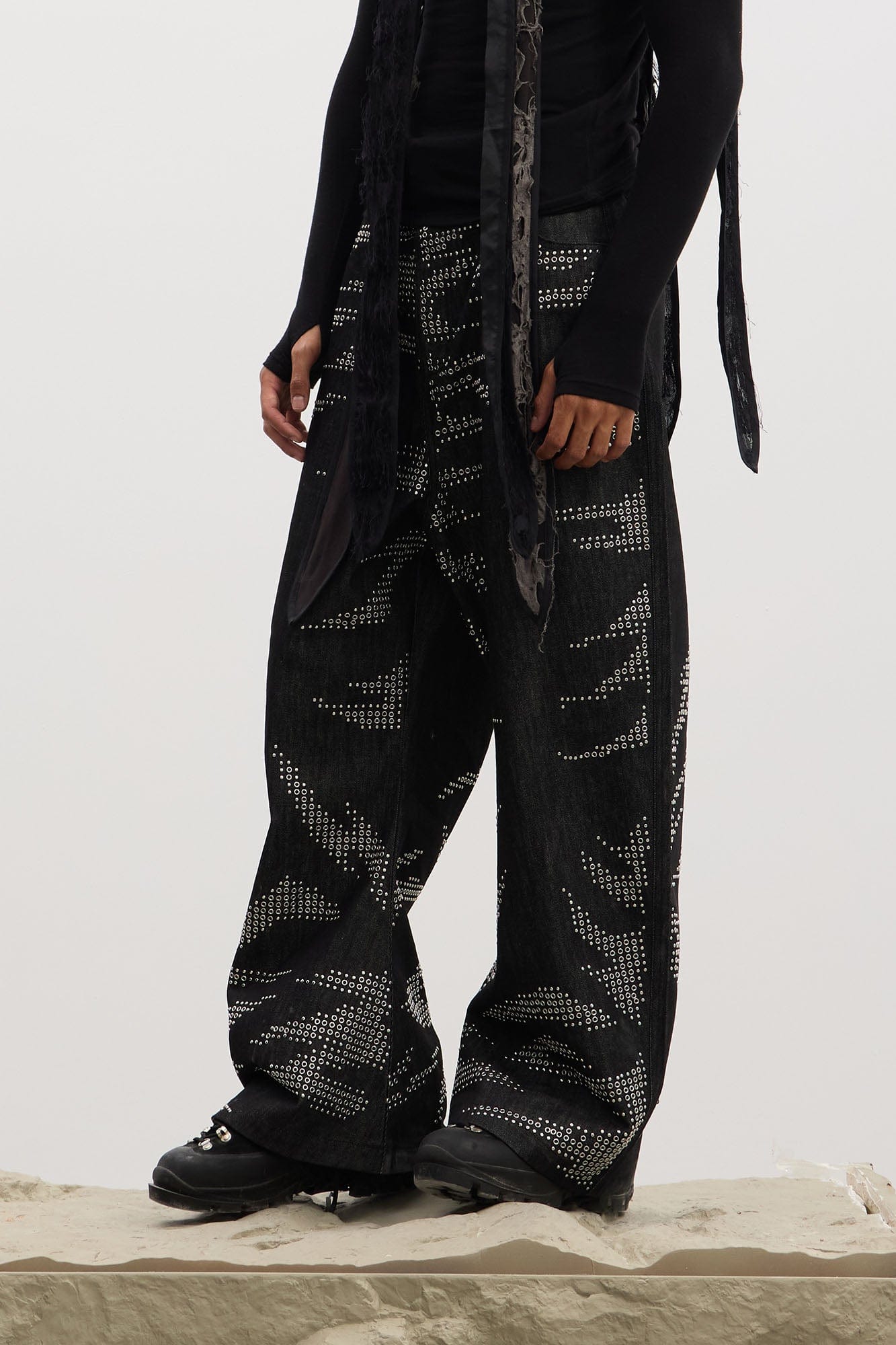 DND4DES Studded Tiger Stripe Baggy Jeans