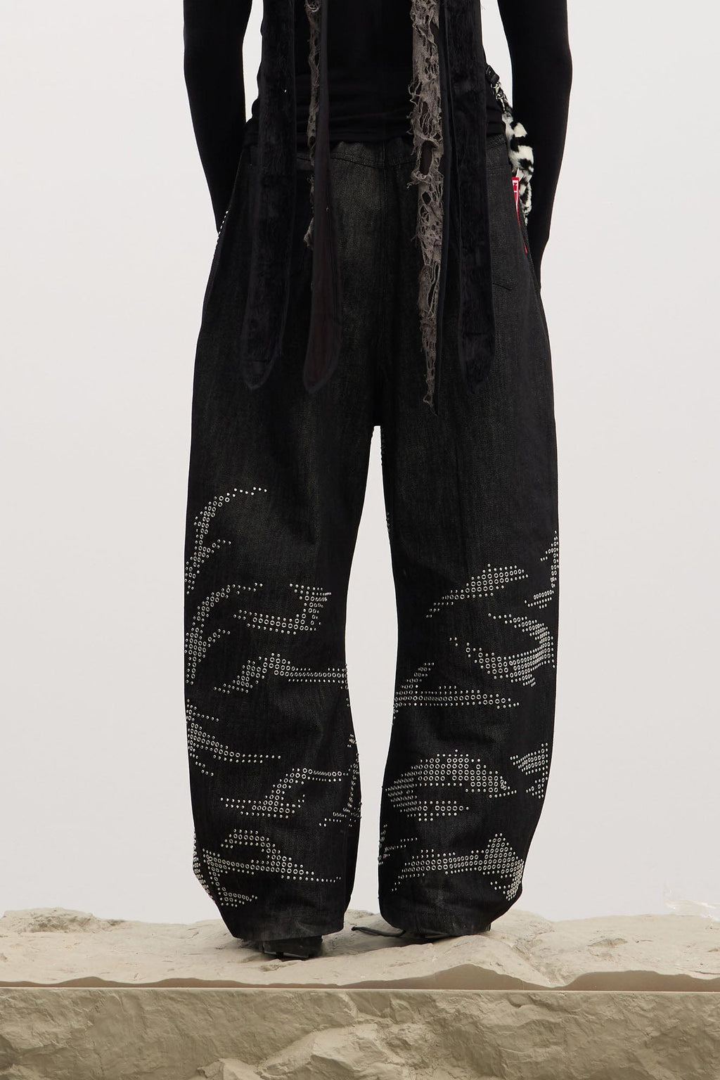 DND4DES Studded Tiger Stripe Baggy Jeans
