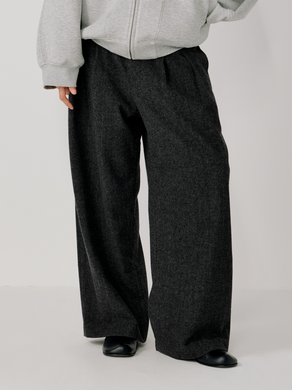OPICLOTH Herringbone Pleated Wool-Blend Trousers