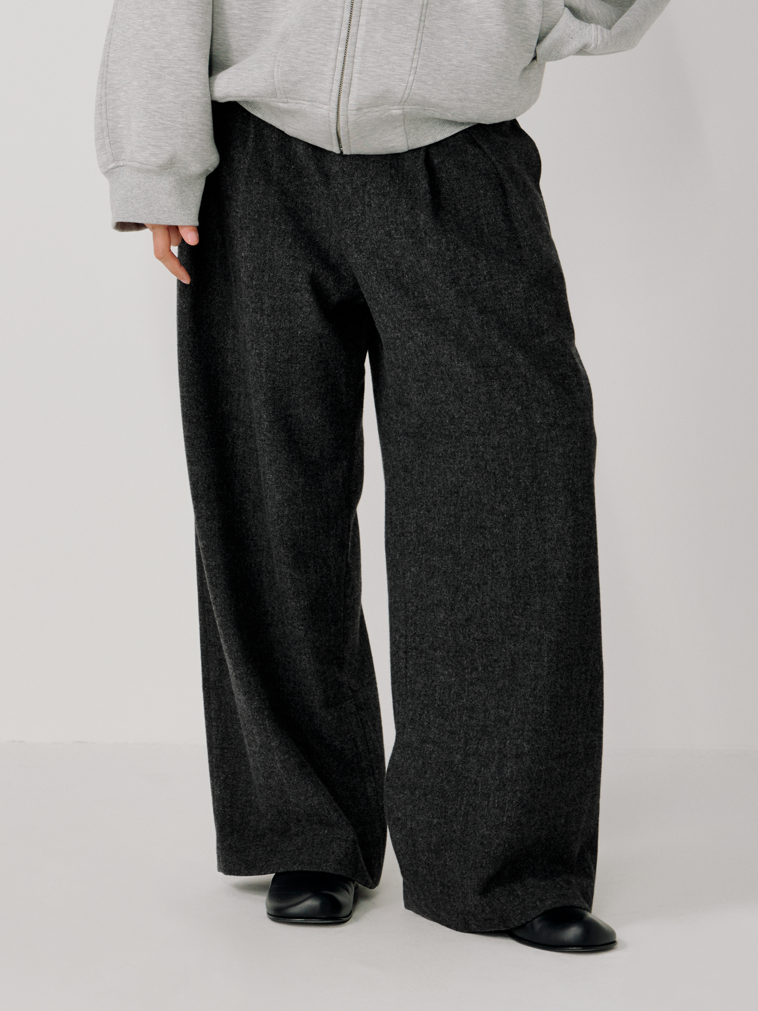 OPICLOTH Herringbone Pleated Wool-Blend Trousers