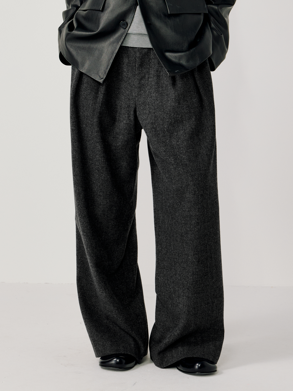 OPICLOTH Herringbone Pleated Wool-Blend Trousers