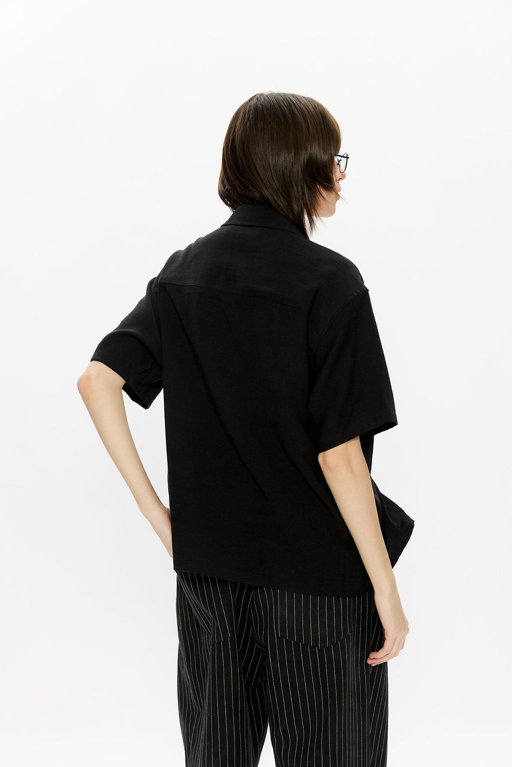 KREATE Contrast Collar Linen Half Shirt
