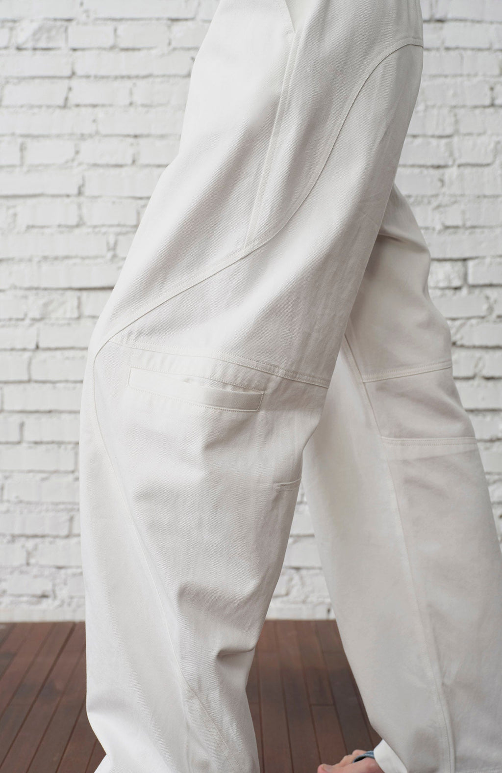 ORGANIC EMOTION Curved-Seam Workwear Jeans