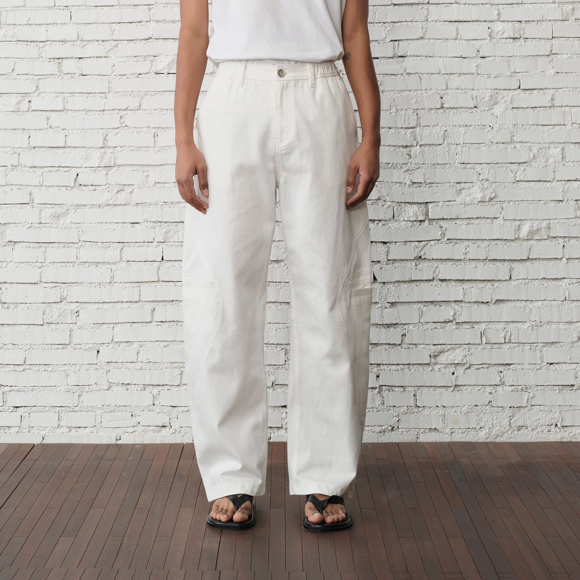 ORGANIC EMOTION Curved-Seam Workwear Jeans