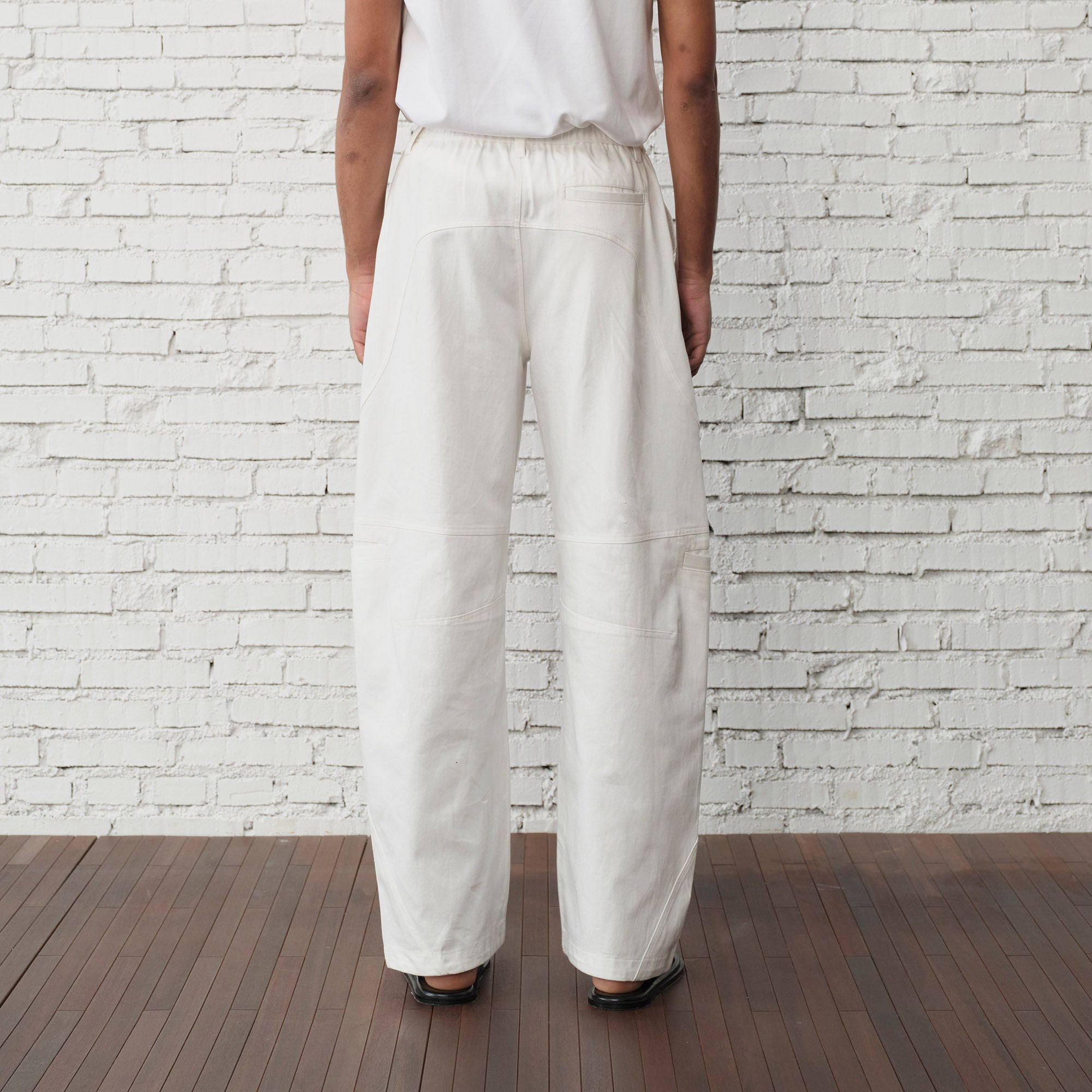 ORGANIC EMOTION Curved-Seam Workwear Jeans