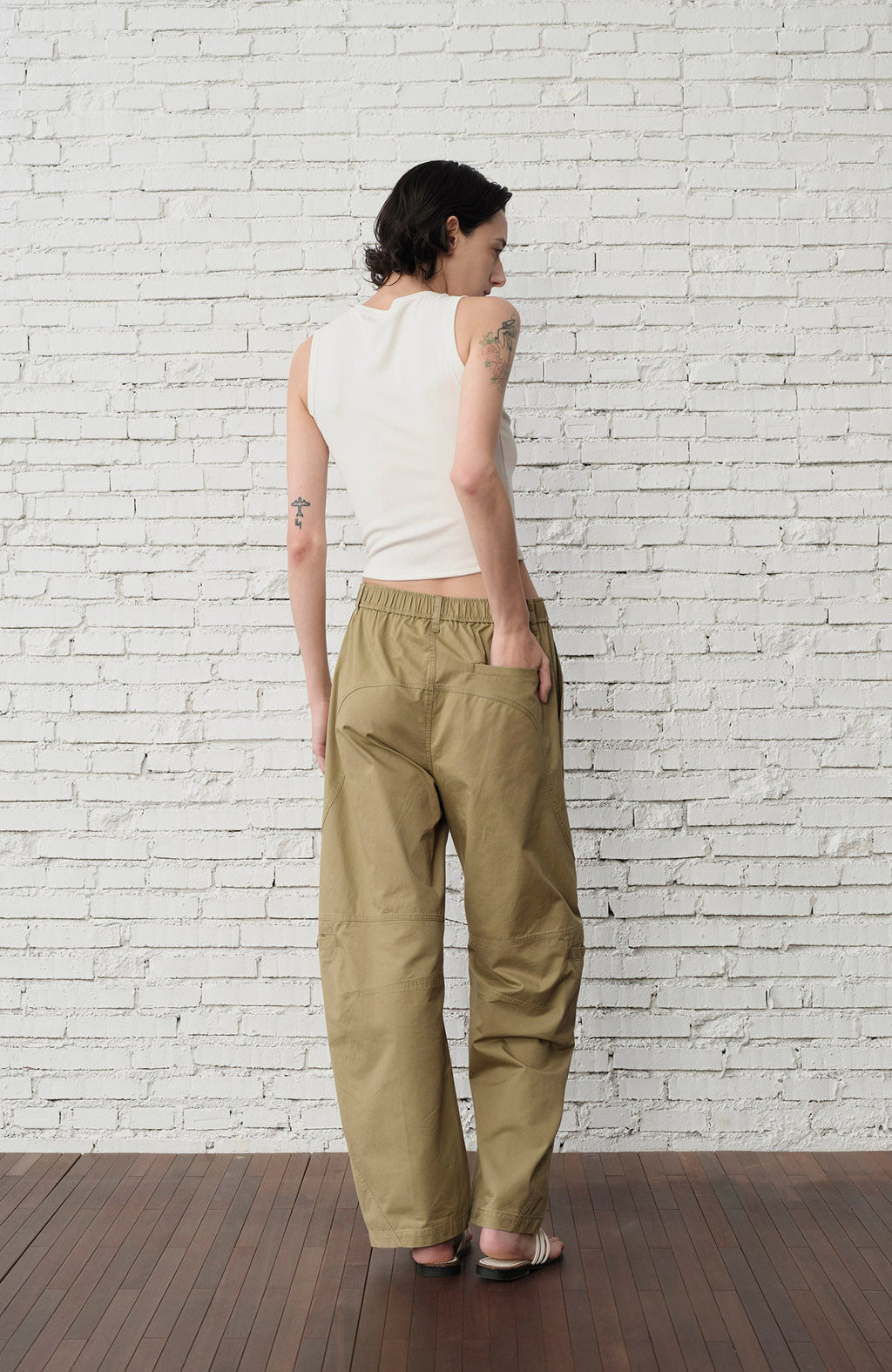 ORGANIC EMOTION Curved-Seam Workwear Jeans