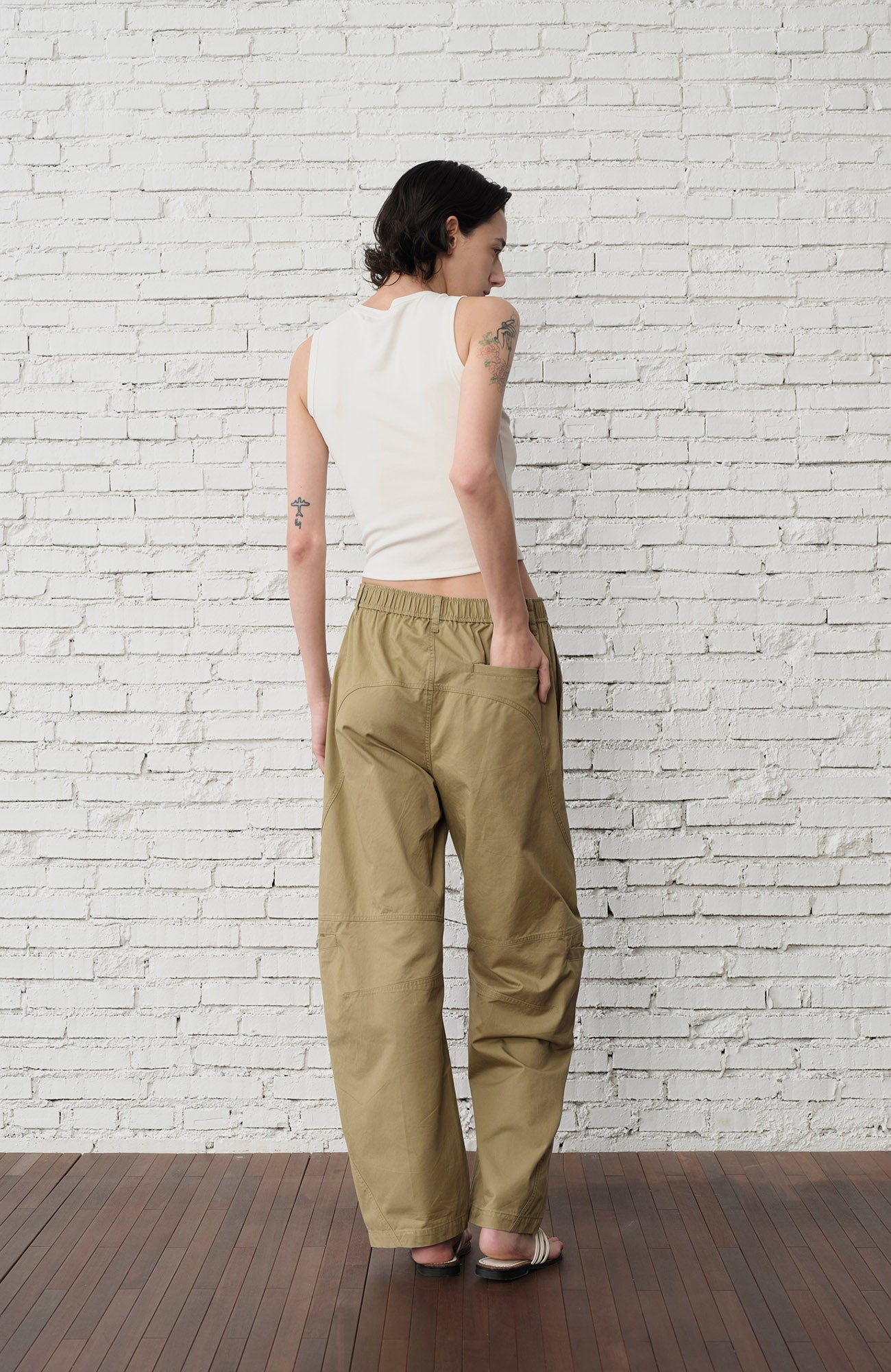 ORGANIC EMOTION Curved-Seam Workwear Jeans