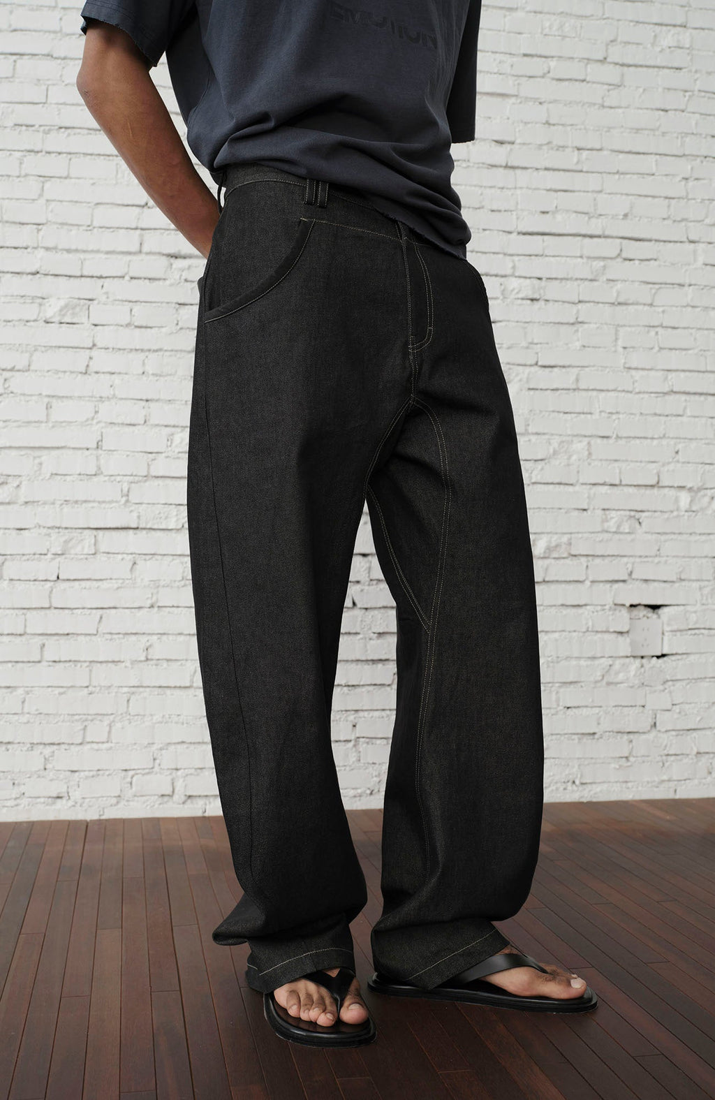 ORGANIC EMOTION Contrast-Paneled Workwear Jeans