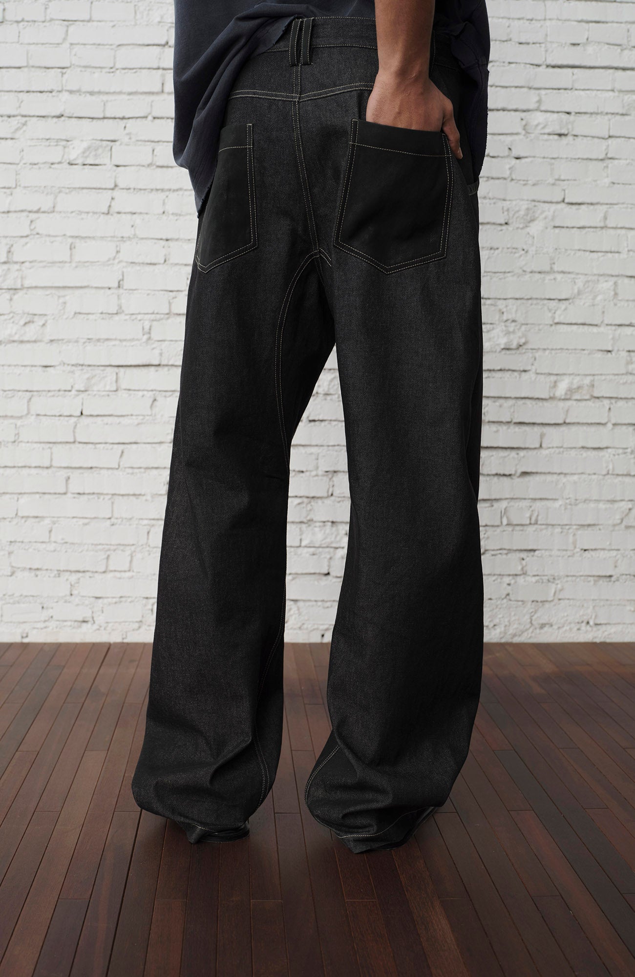 ORGANIC EMOTION Contrast-Paneled Workwear Jeans