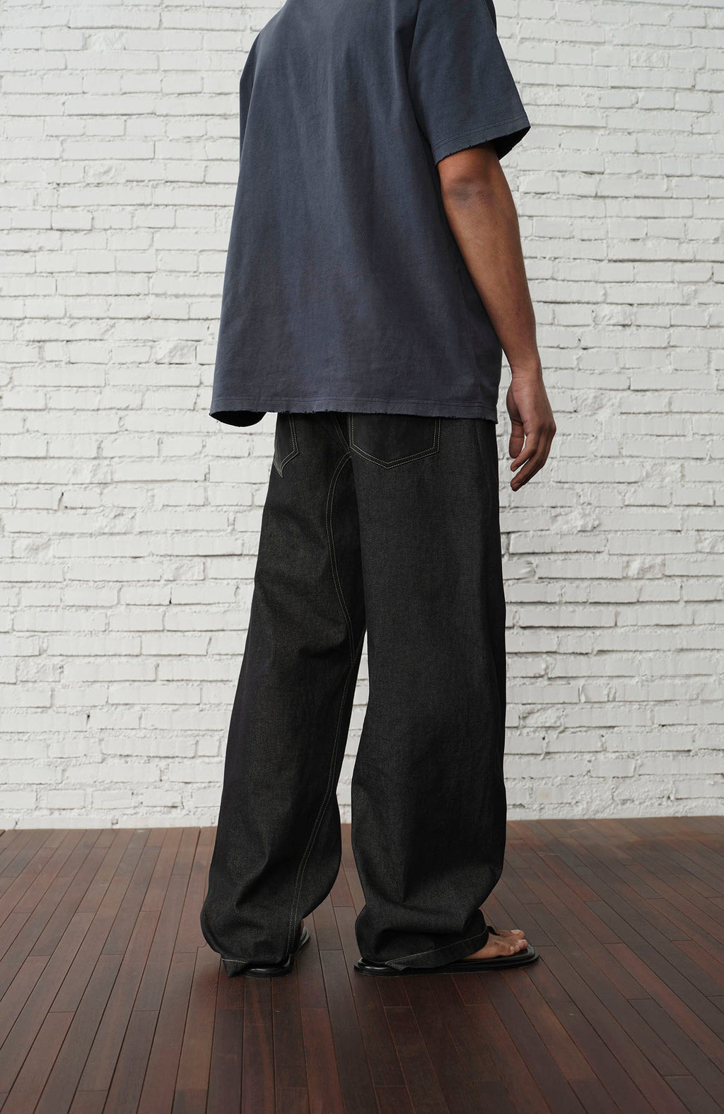 ORGANIC EMOTION Contrast-Paneled Workwear Jeans