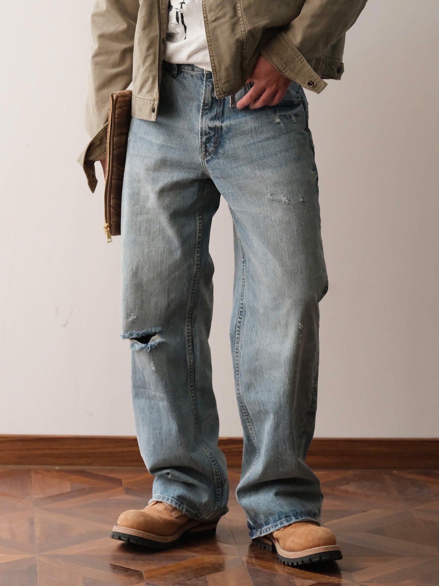 NEIGBORL Washed Distressed Straight-Leg Jeans