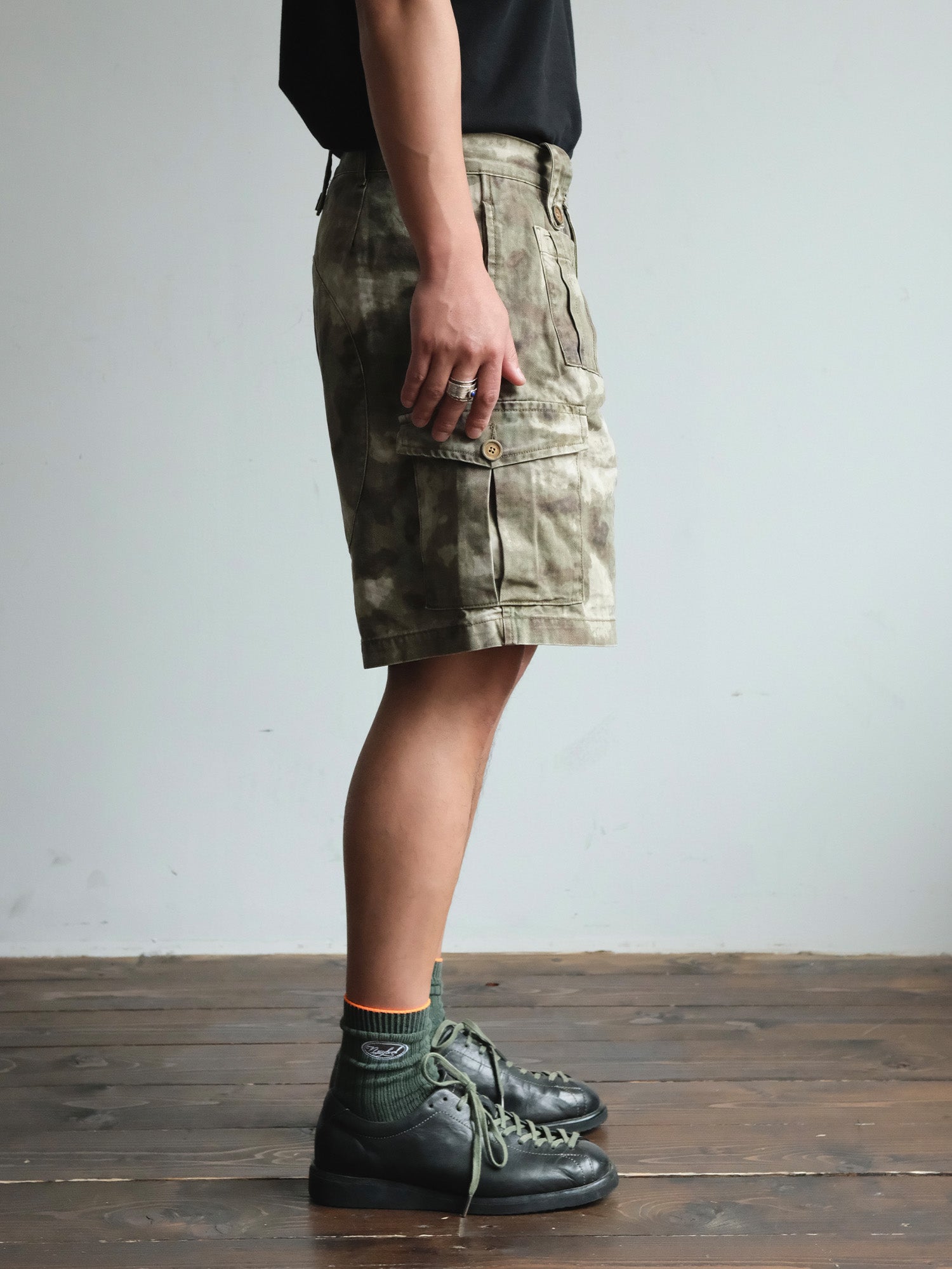 NEIGBORL Retro Washed Camo Cargo Shorts