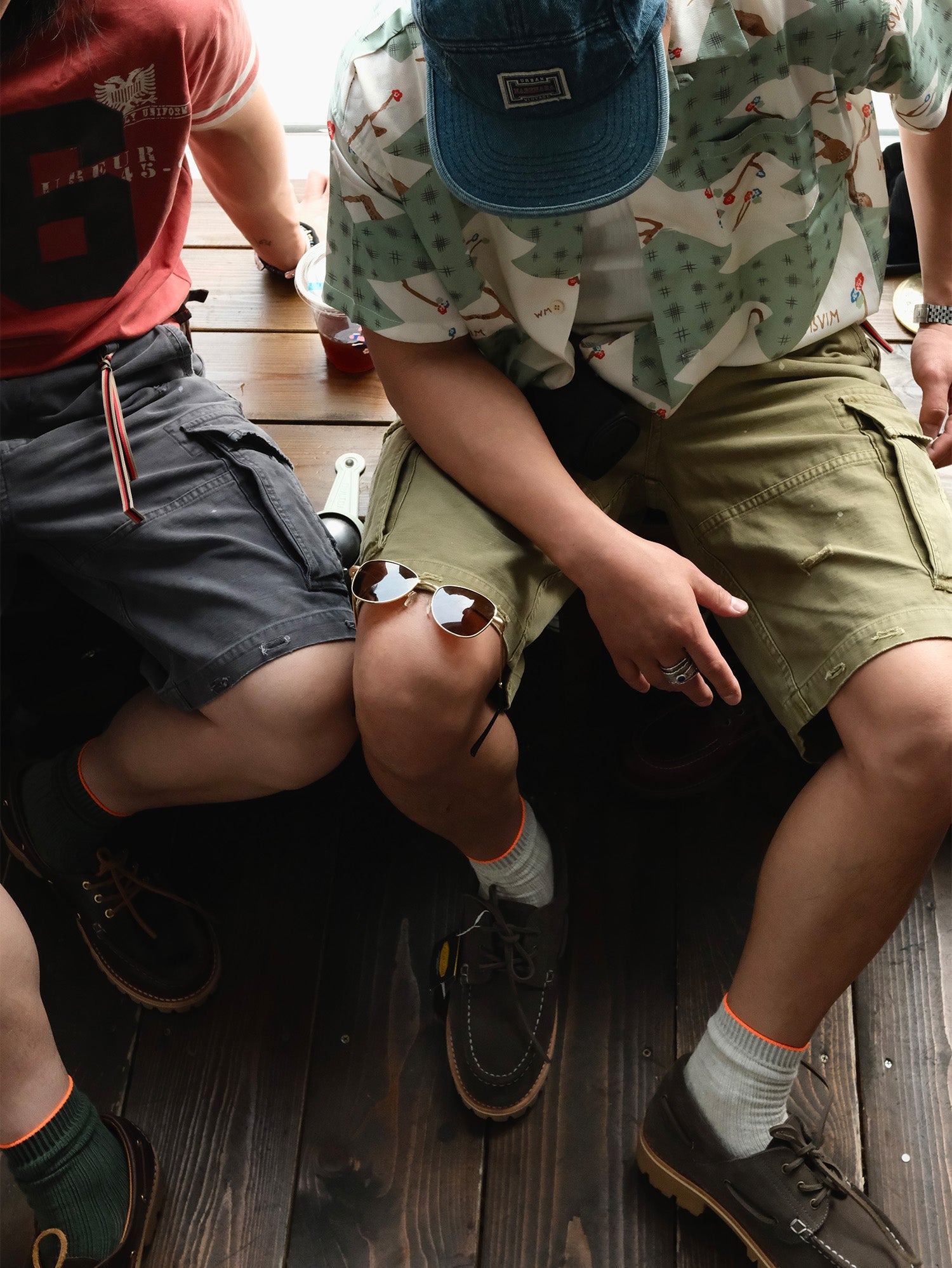 NEIGBORL Distressed Multi-Pocket Washed Cargo Shorts