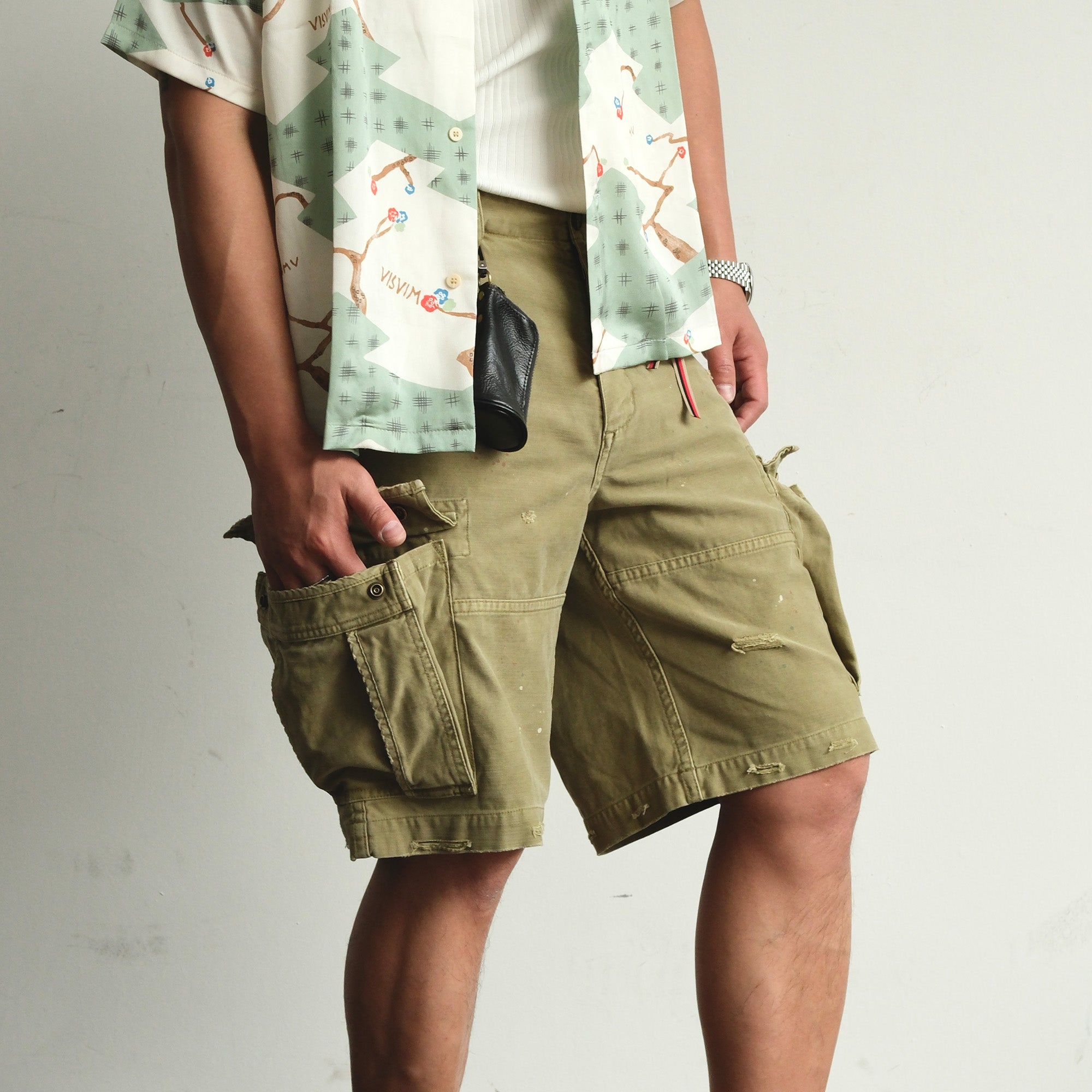 NEIGBORL Distressed Multi-Pocket Washed Cargo Shorts